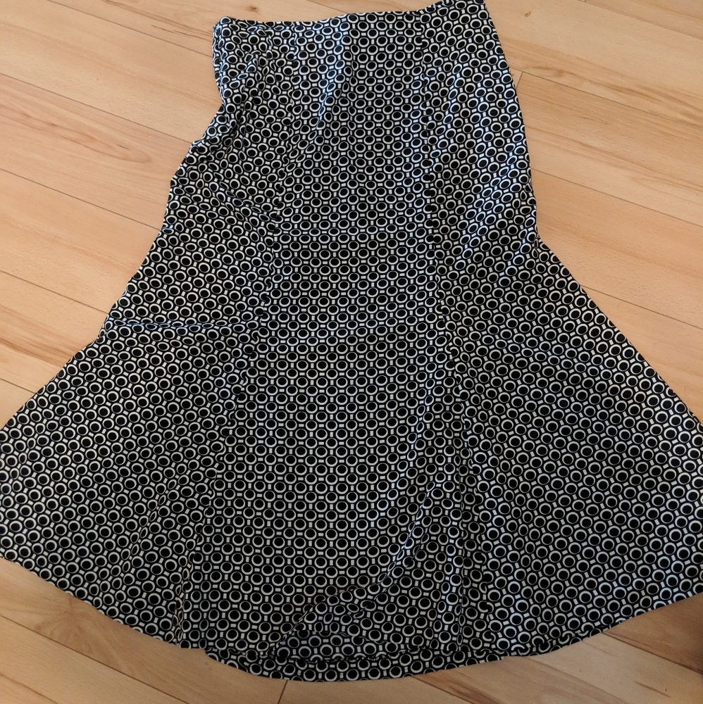 Black and White dot Skirt